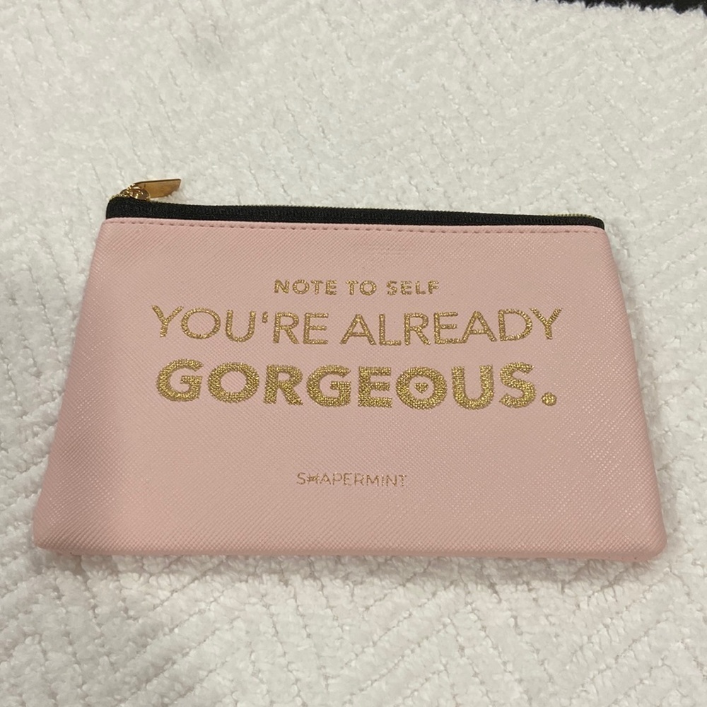 SHAPERMINT pink bag. Makeup pouch. Gold embossed. Beautiful pink colour.‌